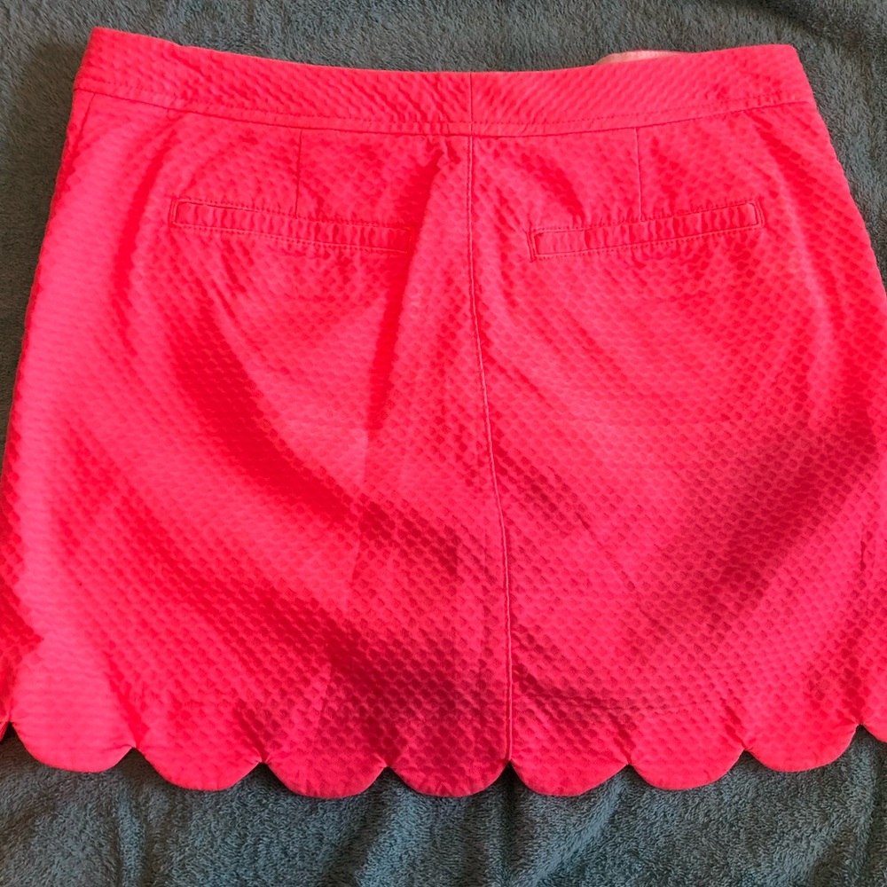 Lilly scalloped skirt bright Pink size 6